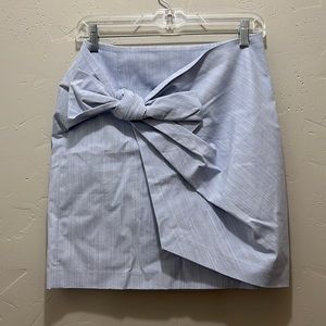 NWOT Loft Light Chambray Bow Skirt